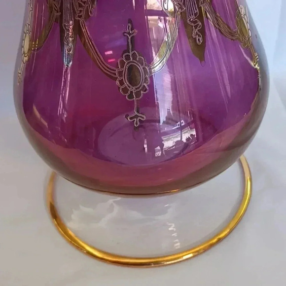 Vintage Italian hand blown purple art glass vase - Picture 3 of 3